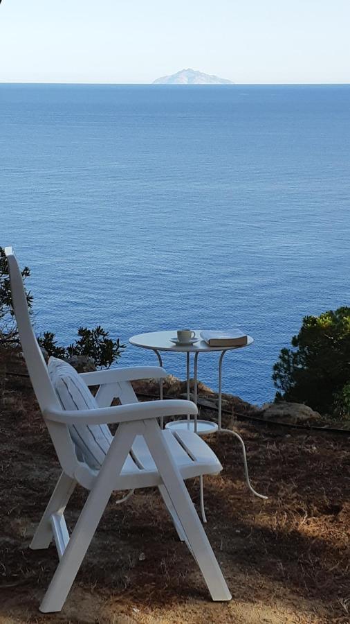 Residence La Calle Isola D'Elba Екстериор снимка