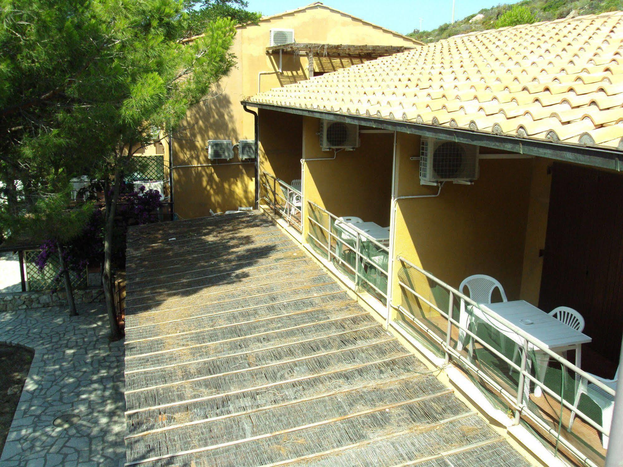 Residence La Calle Isola D'Elba Екстериор снимка